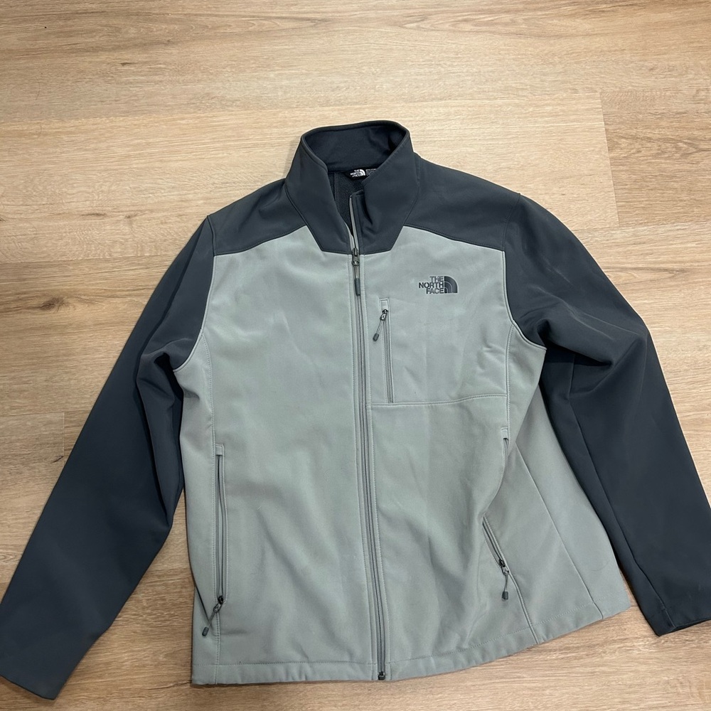 The North Face Men's Gray and Black Jacket